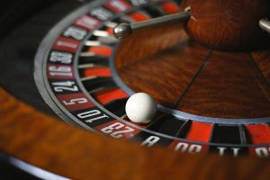 Hình ảnh phù hợp cho phần hướng dẫn bắt đầu chơi baccarat trên nền tảng trực tuyến.